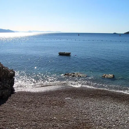 ホテル Serena トゥルンチュ