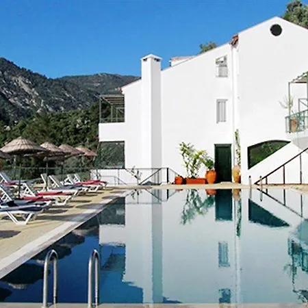 Serena Hotell Turunç